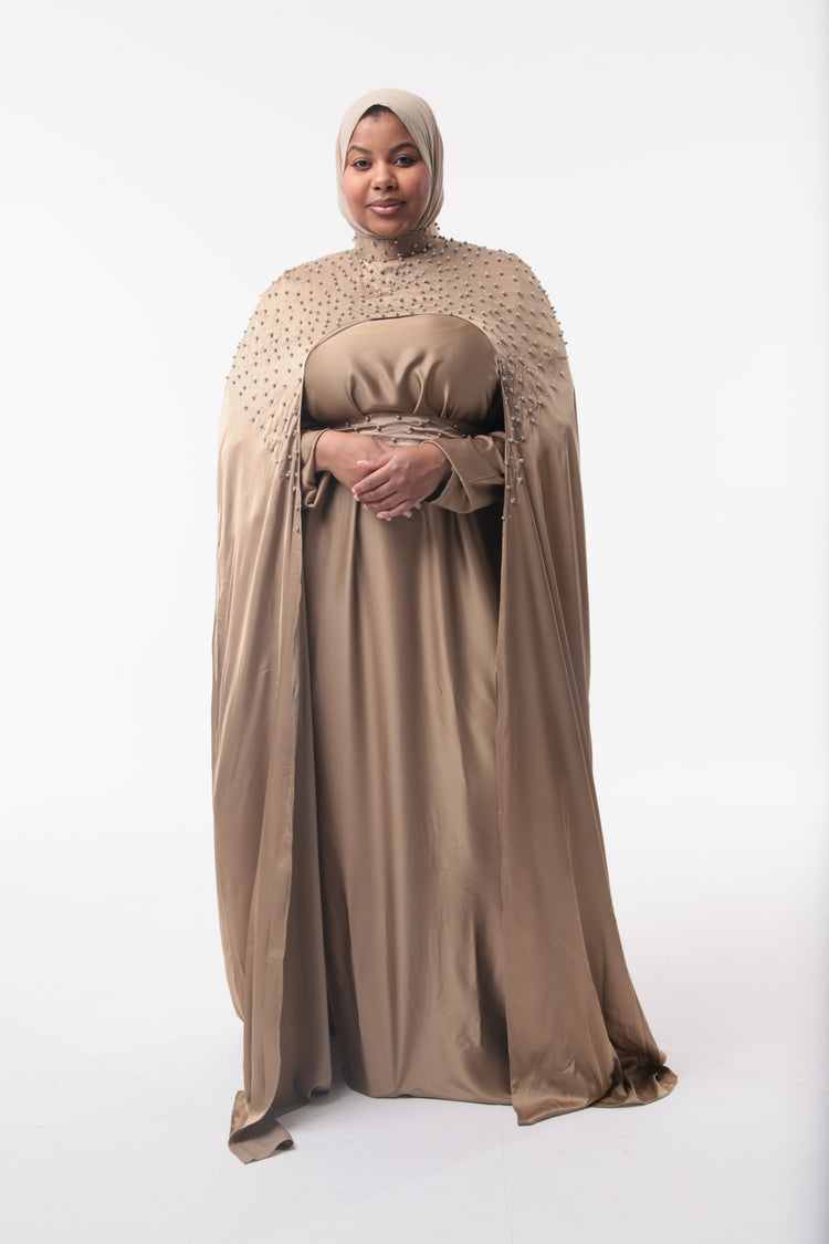 Yusra Golden Cape Set